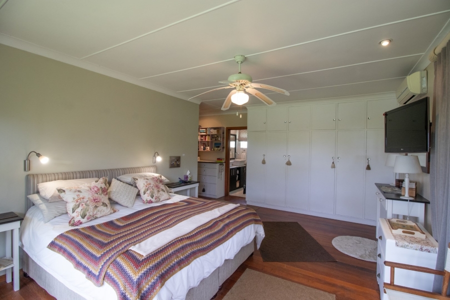 4 Bedroom Property for Sale in Beacon Bay Eastern Cape